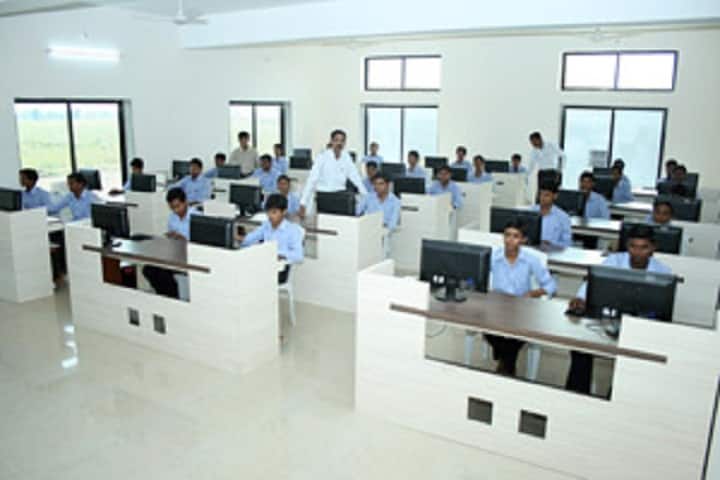 Ahinsa Institute of Technology campus in Dondaicha, Maharashtra, India — photo 3