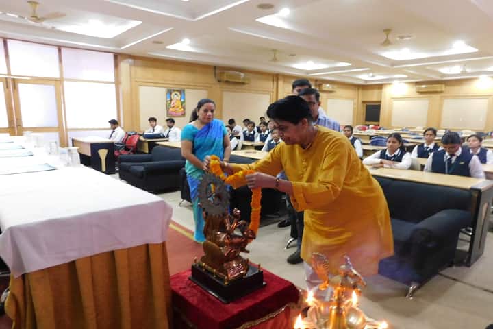 SMS Law College campus in Varanasi, Uttar Pradesh, India — photo 2