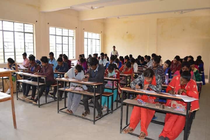 St Xavier's College campus in Mahuadanr, Jharkhand, India — photo 4
