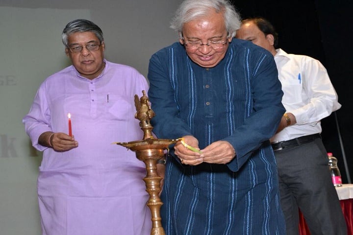Zakir Husain Delhi College campus in New Delhi, Delhi, India — photo 3