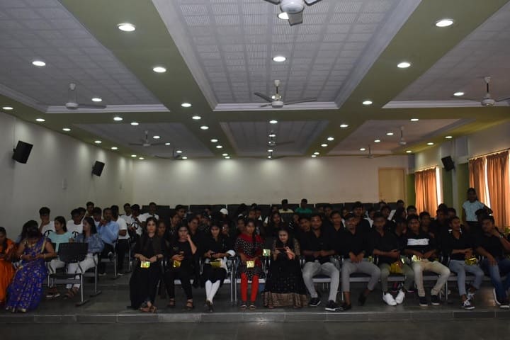 KLE Society's College of BBA JT Campus campus in Gadag, Karnataka, India — photo 5