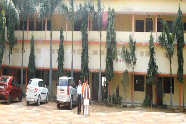 Ram Khelawan Singh PG College campus in Mirzapur, Uttar Pradesh, India — photo 1