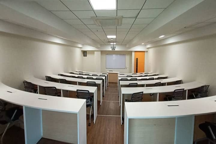 Anna Leela College of Commerce and Economics and Shobha Jayaram Shetty College for BMS campus in Mumbai City, Maharashtra, India — photo 4