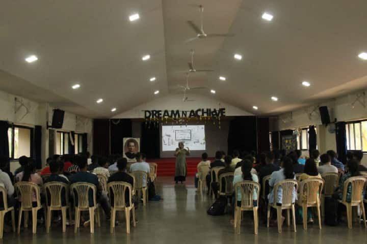 Don Bosco College campus in Panjim, Goa, India — photo 2