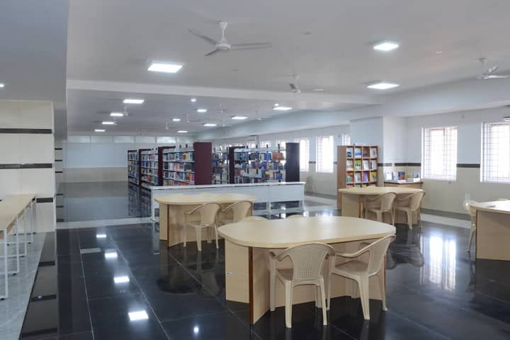 St Peter's Medical College Hospital and Research Institute campus in Hosur, Tamil Nadu, India — photo 5