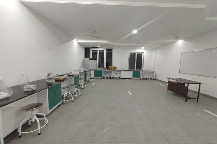 Srinivasan Medical College and Hospital campus in Tiruchirappalli, Tamil Nadu, India — photo 6