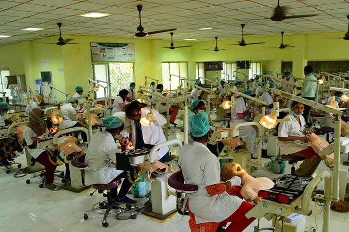 Thai Moogambigai Dental College and Hospital campus in Chennai, Tamil Nadu, India — photo 3