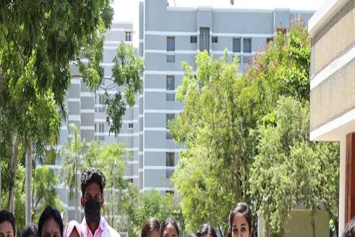 Sri Venkateswaraa Medical College Hospital and Research Institute campus in Chennai, Tamil Nadu, India — photo 1