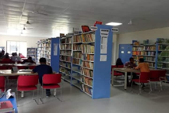 Kargil Sahid Lalmani Yadav Mahavidyalaya campus in Allahabad, Uttar Pradesh, India — photo 4