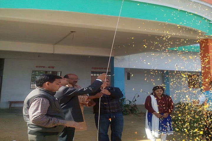 SRD College campus in Allahabad, Uttar Pradesh, India — photo 4