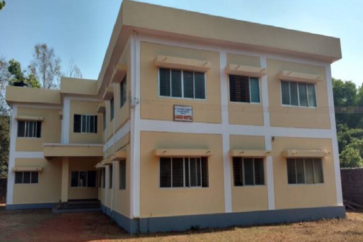 Dr AV Baliga College of Commerce and Business Administration campus in Uttara Kannada, Karnataka, India — photo 3