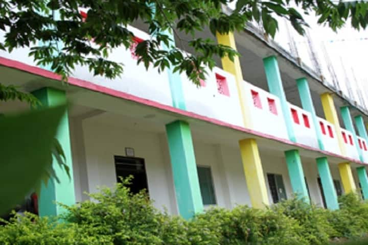 Shri Sai Baba Polytechnic College campus in Tiruchengode, Tamil Nadu, India — photo 1