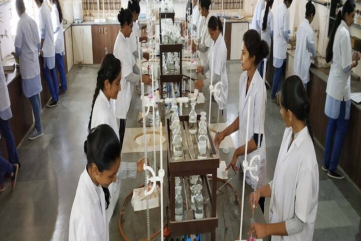 Shri JS Parmar Arts and Commerce College campus in Kodinar, Gujarat, India — photo 5