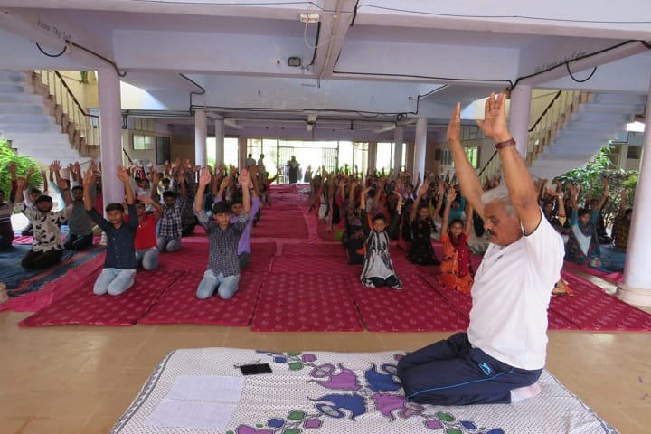 Shri MN Kampani Arts and AK Shah Commerce College campus in Mangrol, Gujarat, India — photo 6