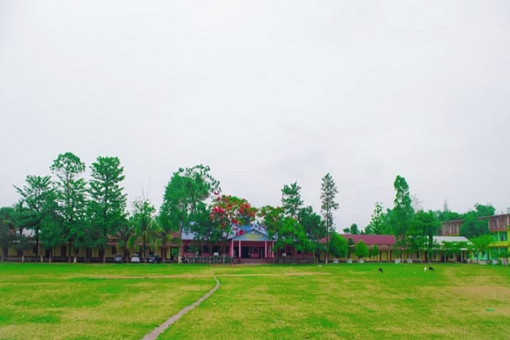 Mahatma Gandhi College campus in Bongaigaon, Assam, India — photo 1