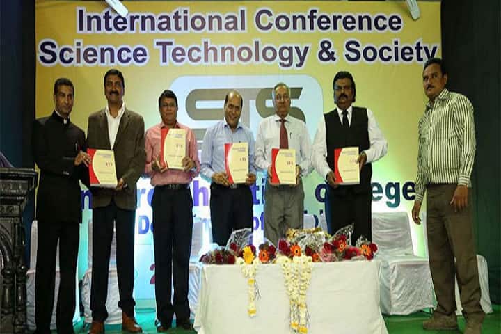 Indore Christian College campus in Indore, Madhya Pradesh, India — photo 4