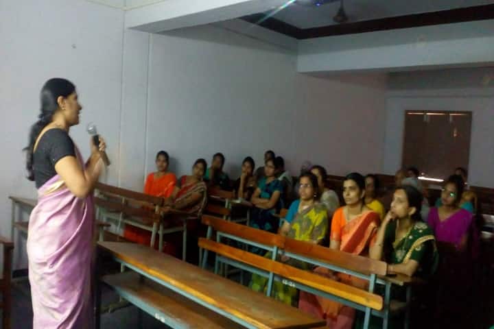 Osmania College campus in Kurnool, Andhra Pradesh, India — photo 6