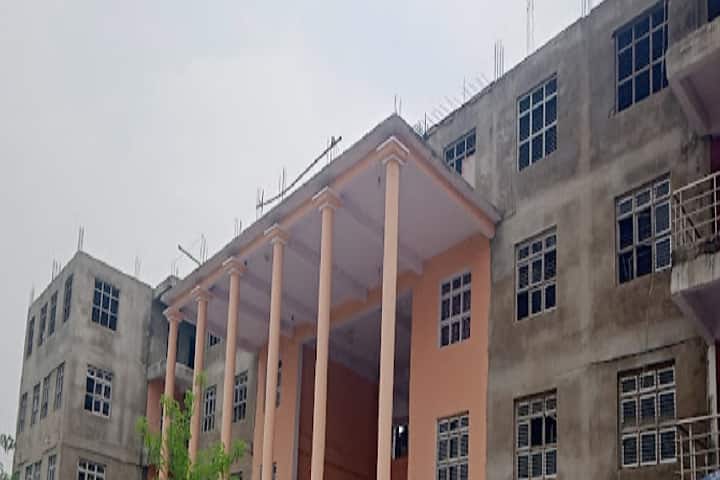 Late Chandrashekhar Ji Purva Pradhanmantri PG College campus in Jaunpur, Uttar Pradesh, India — photo 2