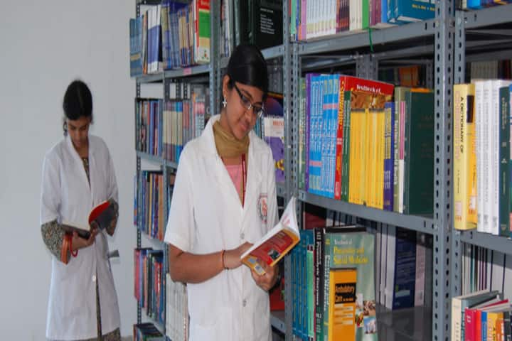 Madha Medical College and Research Institute campus in Chennai, Tamil Nadu, India — photo 2