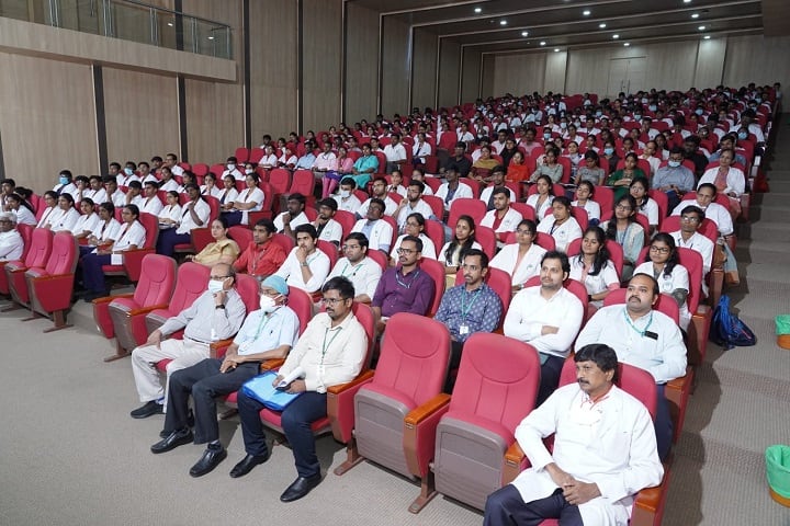 KMCH Institute of Health Sciences and Research campus in Coimbatore, Tamil Nadu, India — photo 2