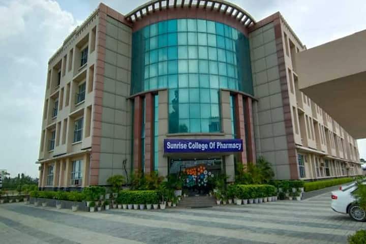 Sunrise College of Pharmacy campus in Sonipat, Haryana, India — photo 1