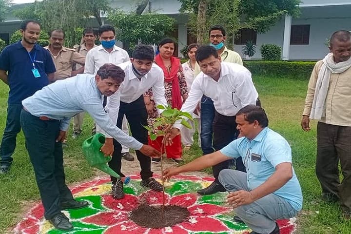 Faridul Haque Memorial Degree College campus in Jaunpur, Uttar Pradesh, India — photo 3