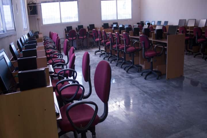 Karpagam Faculty of Medical Sciences and Research campus in Coimbatore, Tamil Nadu, India — photo 5