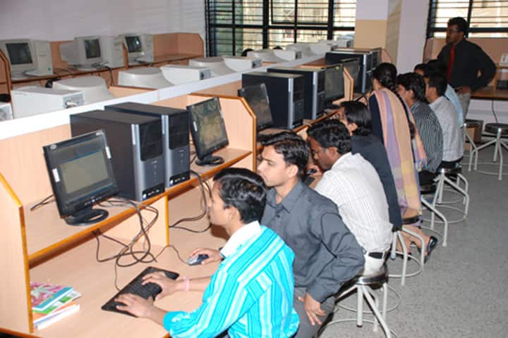 Dayananda Sagar Business School campus in Bangalore, Karnataka, India — photo 5