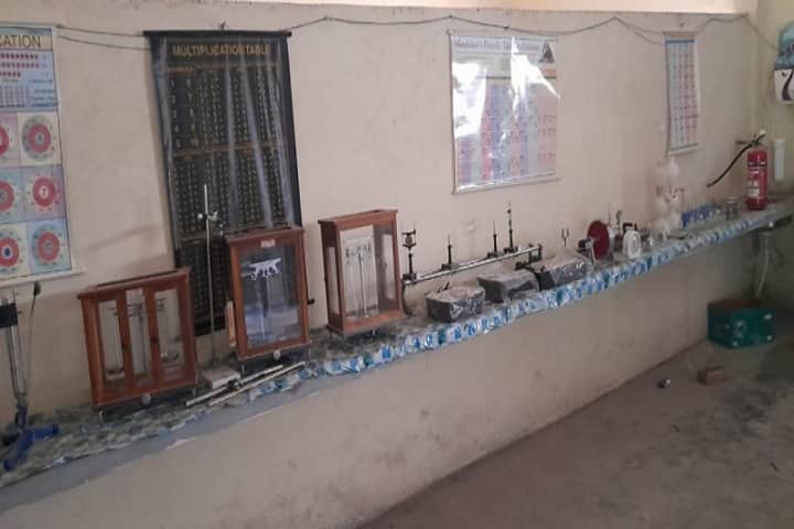 Mahadev Mahavidyalaya campus in Mau, Uttar Pradesh, India — photo 3