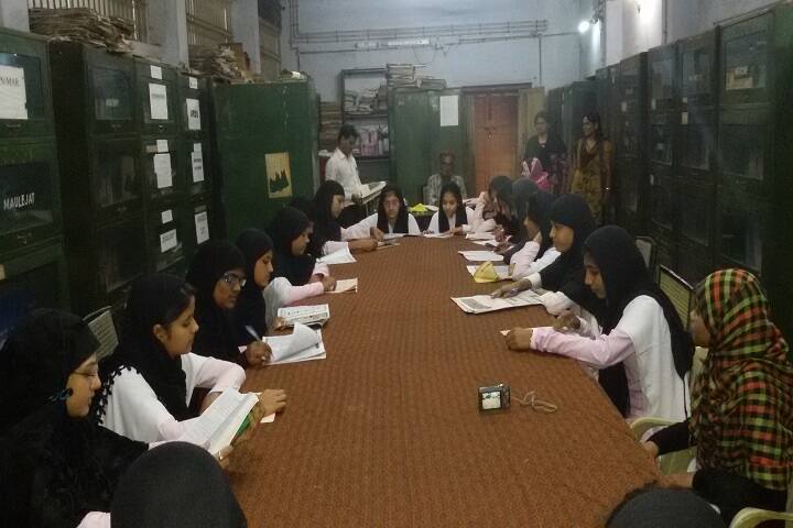 Umme Salma Girls Arts and Science College campus in Nagpur, Maharashtra, India — photo 3