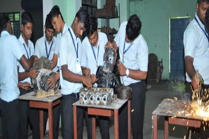 Don Bosco Polytechnic College campus in Chennai, Tamil Nadu, India — photo 3