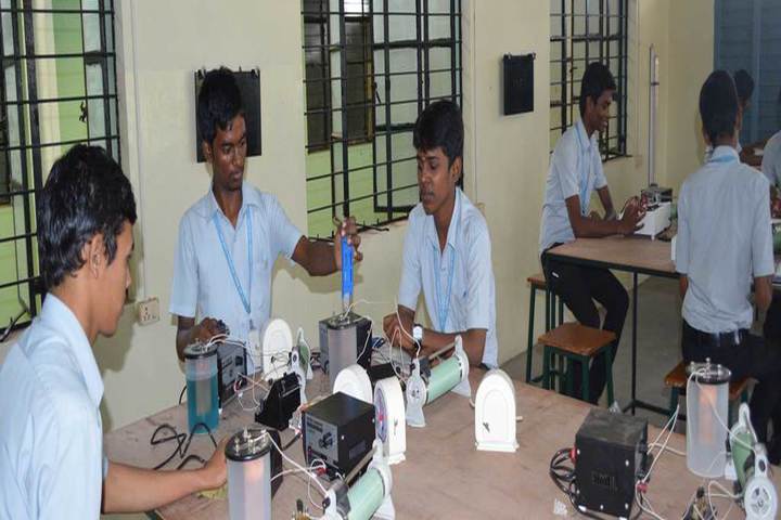 Don Bosco Polytechnic College campus in Chennai, Tamil Nadu, India — photo 6