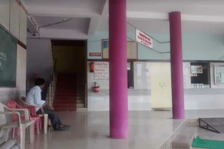 Purushottam Thote College of Social Work campus in Nagpur, Maharashtra, India — photo 1