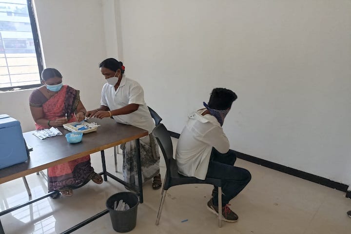 Dnyaneshwar Polytechnic campus in Ahmednagar, Maharashtra, India — photo 2