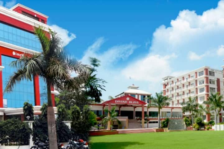 College of Innovative Management and Science campus in Lucknow, Uttar Pradesh, India — photo 1