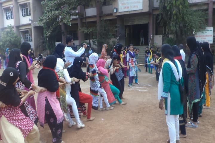 Husna Abdul Malik Madu Women's Degree College of Art Commerce and Science campus in Kalyan, Maharashtra, India — photo 3