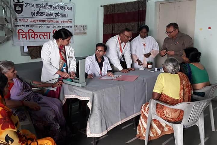 RN Kapoor Memorial Homoeopathic Hospital and Medical College campus in Indore, Madhya Pradesh, India — photo 2
