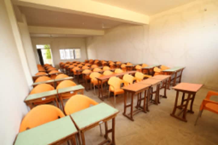Vijayshree Ayurvedic Medical College and Hospital campus in Jabalpur, Madhya Pradesh, India — photo 2