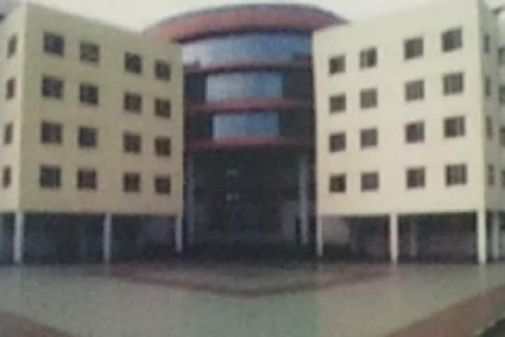 SNBP College of Arts campus in Pune, Maharashtra, India — photo 1