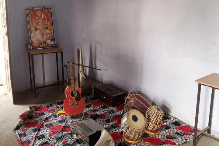 Shri Ramashray Jagdamba Gramin Mahavidyalaya campus in Azamgarh, Uttar Pradesh, India — photo 2