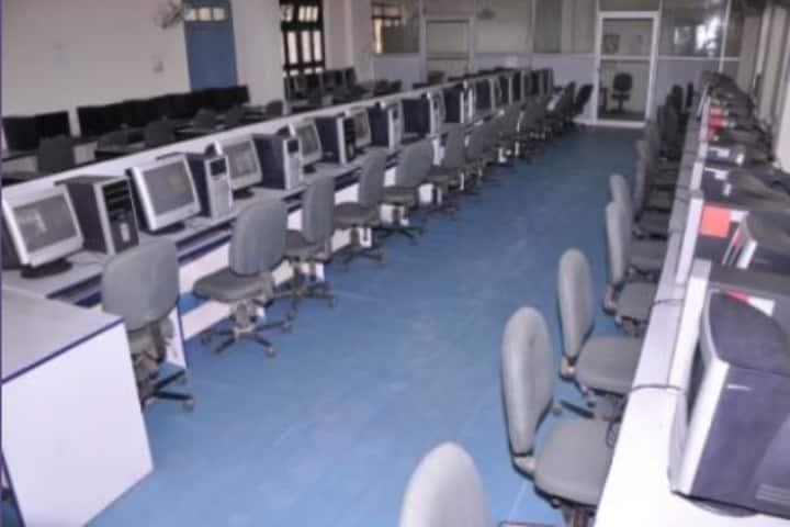 Raja Balwant Singh Engineering Technical Campus campus in Agra, Uttar Pradesh, India — photo 4
