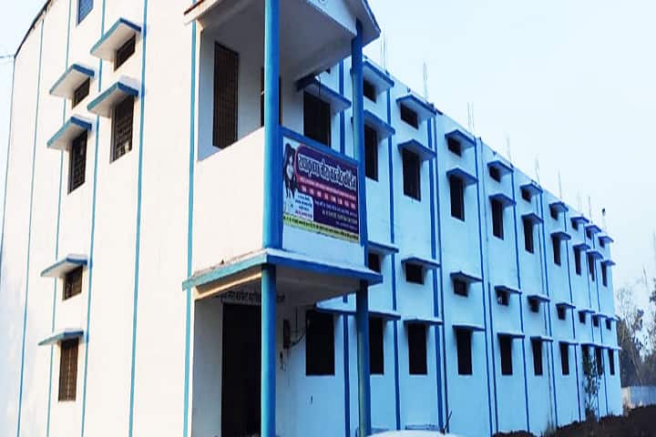 Radha Krishna Meera Convent College campus in Satna, Madhya Pradesh, India — photo 1