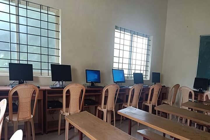 Government First Grade College for Women campus in Chamarajanagar, Karnataka, India — photo 3