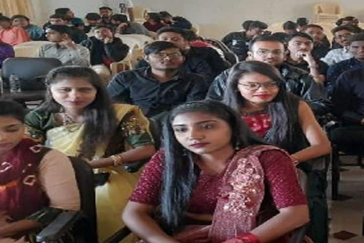 MM Science College campus in Morbi, Gujarat, India — photo 4
