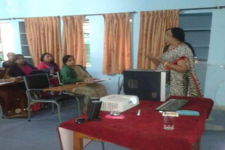 Dr Panjabrao Deshmukh Arts and Commerce Evening College campus in Nagpur, Maharashtra, India — photo 3