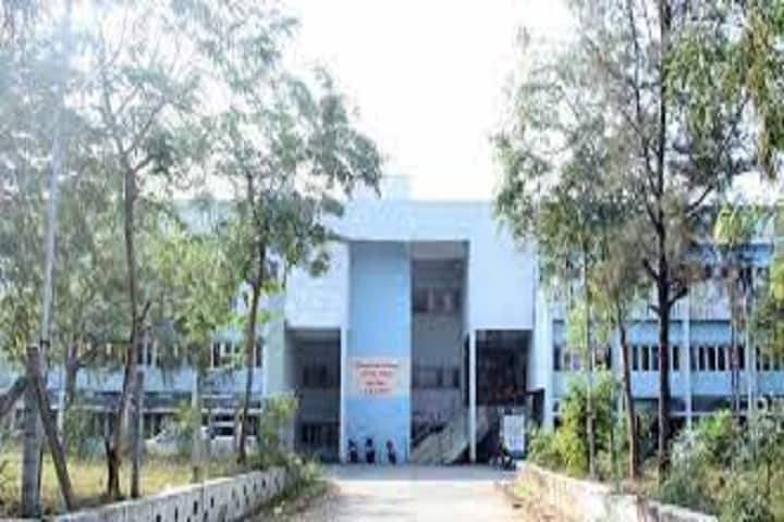 Government Science College campus in Surat, Gujarat, India — photo 1