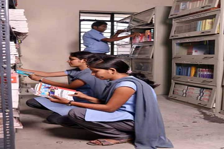 Dharampeth Education Society's Dharampeth Polytechnic campus in Nagpur, Maharashtra, India — photo 2
