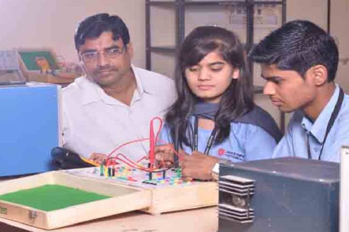 Dharampeth Education Society's Dharampeth Polytechnic campus in Nagpur, Maharashtra, India — photo 4