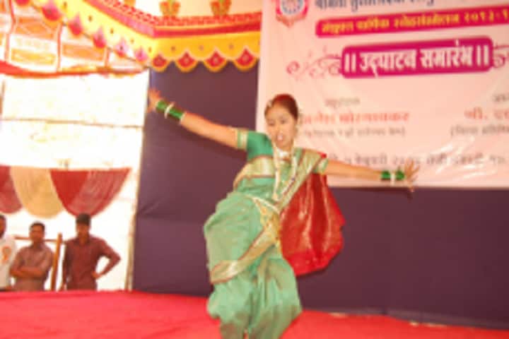 Smt Sushiladevi Deshmukh Senior College campus in Latur, Maharashtra, India — photo 3