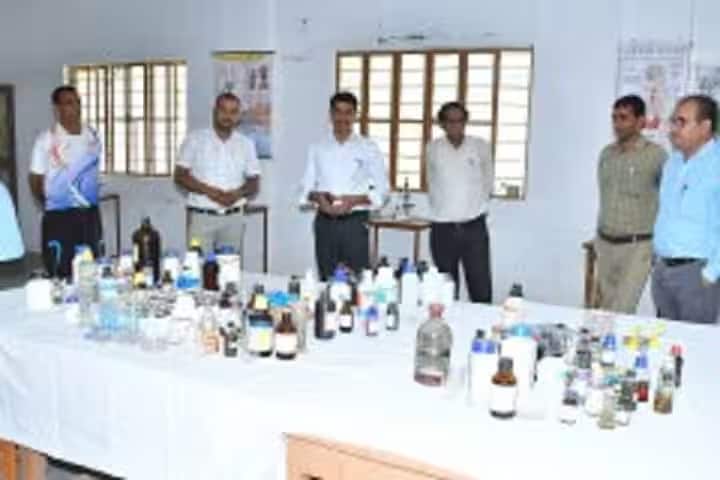 Smt Gomti Devi Mahavidyalaya campus in Jhunjhunu, Rajasthan, India — photo 2